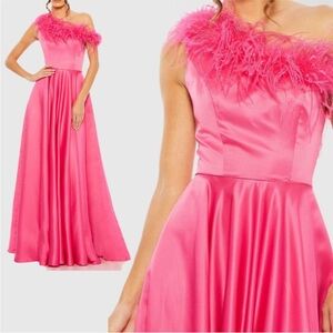 Mac Duggal 11684 Hot Pink One-Shoulder Feather-Trim Satin Evening Gown NWT 6